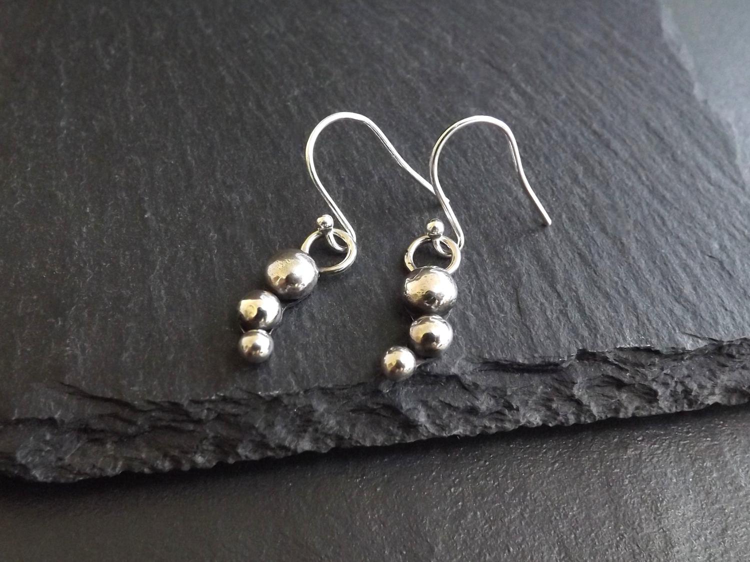 Three Silver Pebbles Dangly Earrings