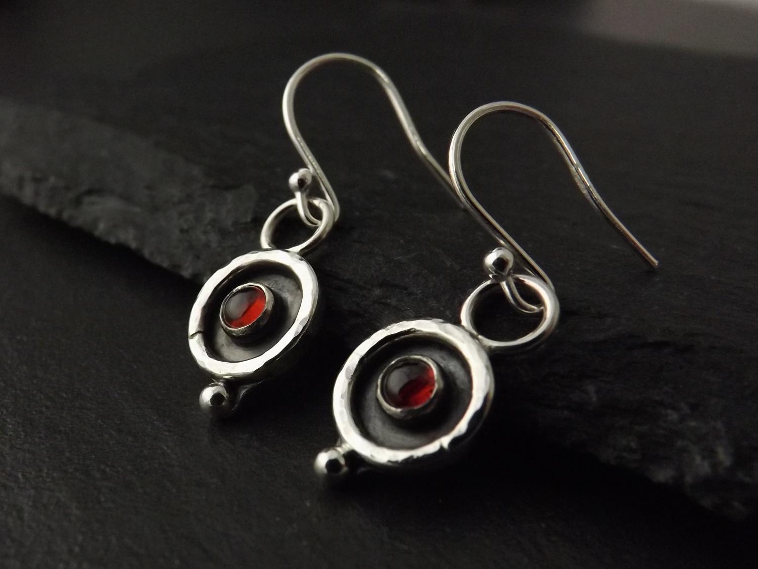 Garnet in Hammered Silver Circle Dangly Earrings