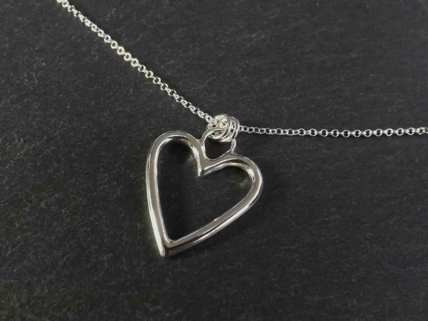 Open Heart Silver Pendant Necklace (large)