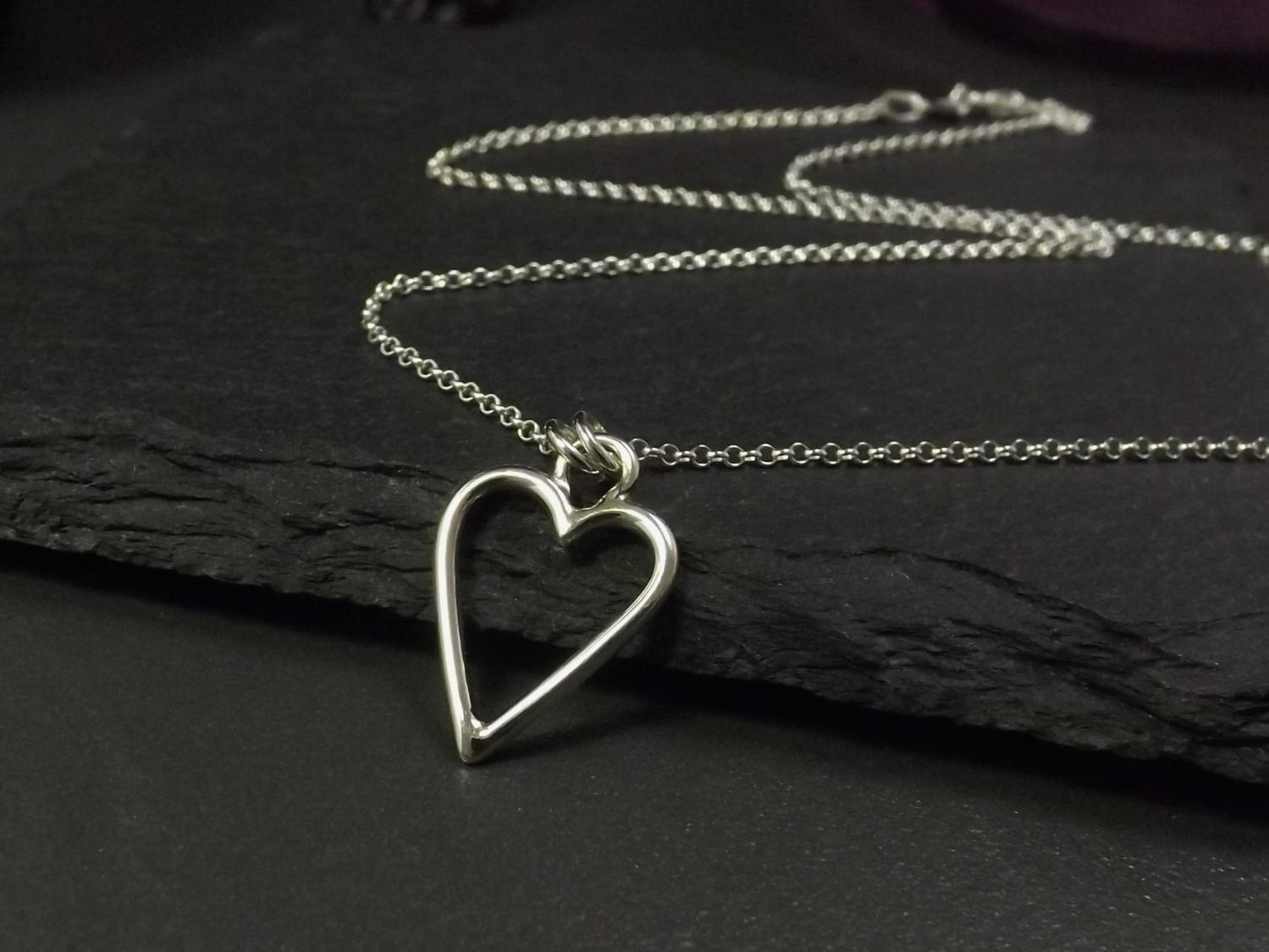 Open Heart Silver Pendant Necklace (small)