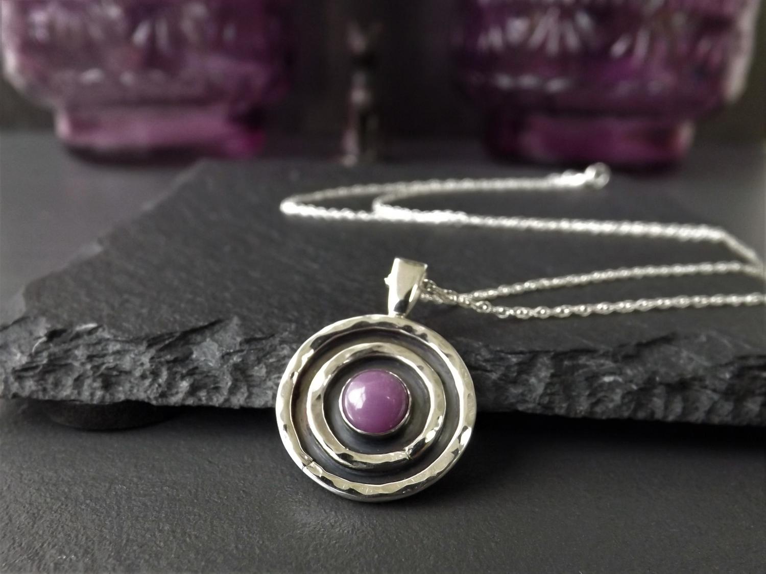 Pink Purple Phosphosiderite in Hammered Silver Circles Pendant Necklace