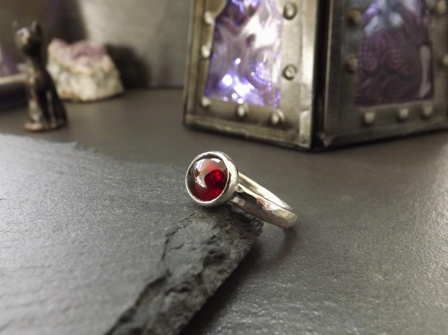 Garnet Chunky Hammered Silver Ring - size N