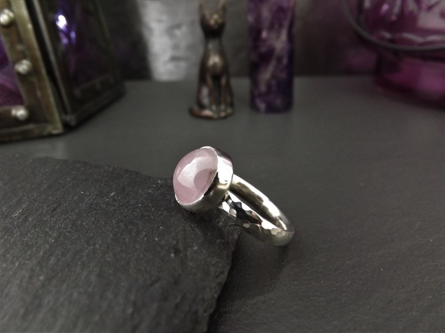 Pink Kunzite Hammered Silver Ring, size H