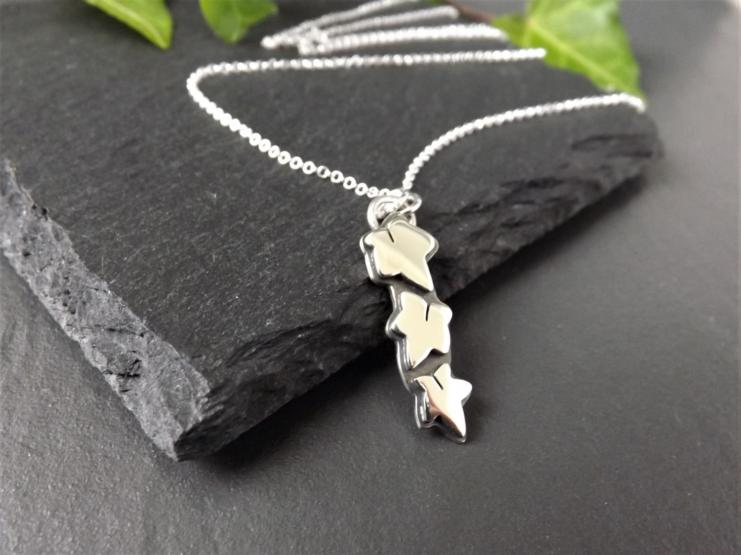 Ivy Leaf Silver Pendant Necklace