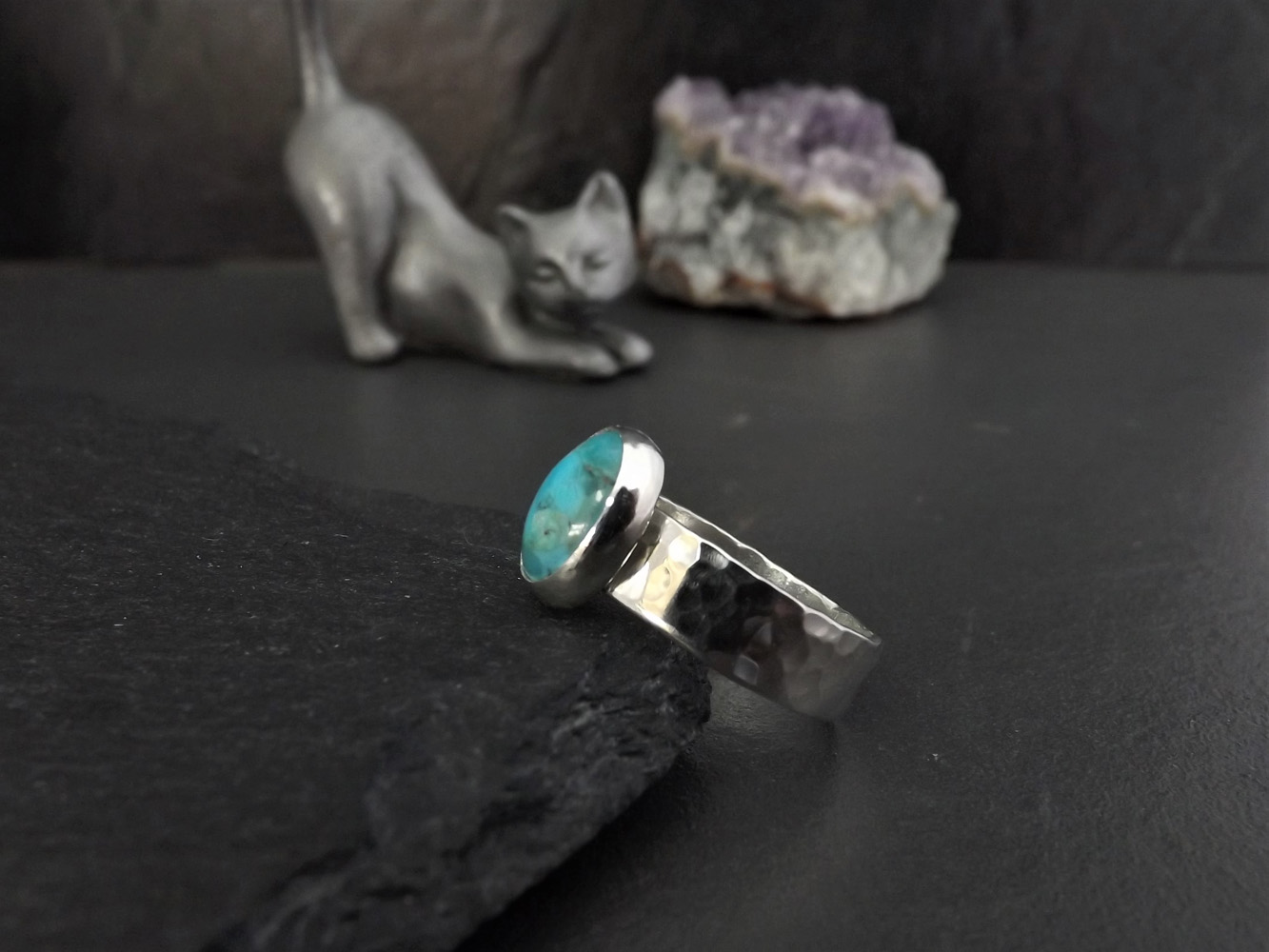 Turquoise Hammered Silver Ring size L